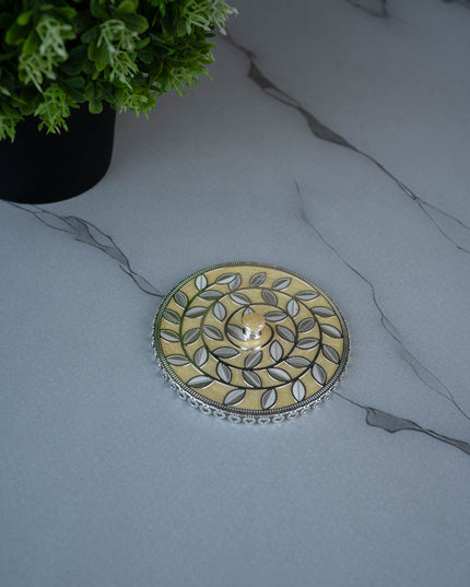 White Metal Designer Mug Lid - Beige - WL5495-2