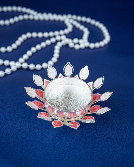 White Metal Designer T-Light Holder - Pink - WL5496-1