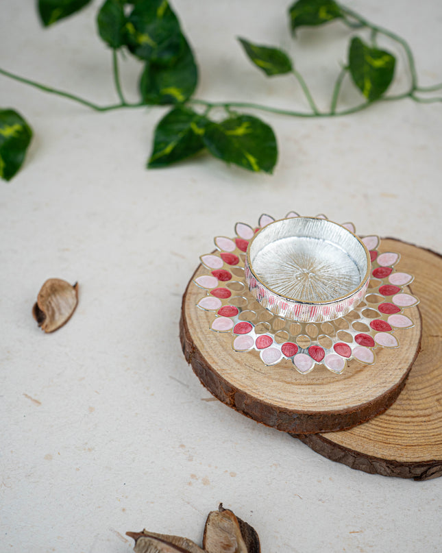 White Metal Designer T-Light Holder - Pink - WL5497-1