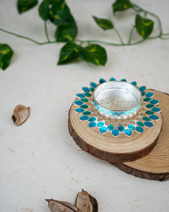 White Metal Designer T-Light Holder - Blue - WL5497-2