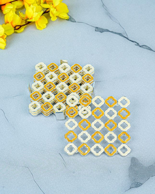 White Metal Decorative Floral Coaster Set - Beige - WL5556-2