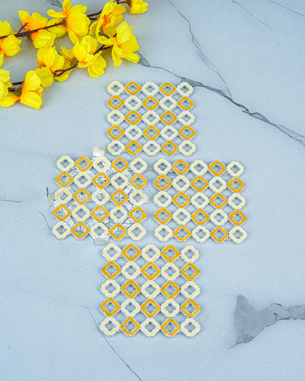 White Metal Decorative Floral Coaster Set - Beige - WL5556-2