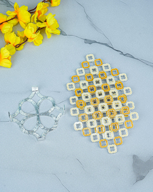 White Metal Decorative Floral Coaster Set - Beige - WL5556-2