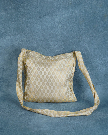 Kasi Yatra Set - Cream - WL5570