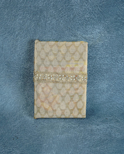 Kasi Yatra Set - Cream - WL5570