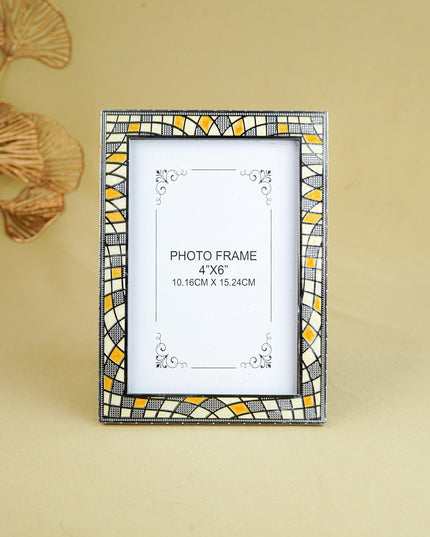 White Metal Designer Photo Frame - Beige - WL5588-2