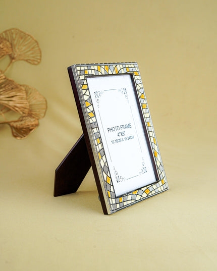 White Metal Designer Photo Frame - Beige - WL5588-2