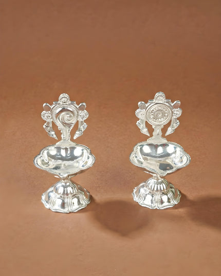 Shankh Chakra Diya - Set of 2 - WL5711