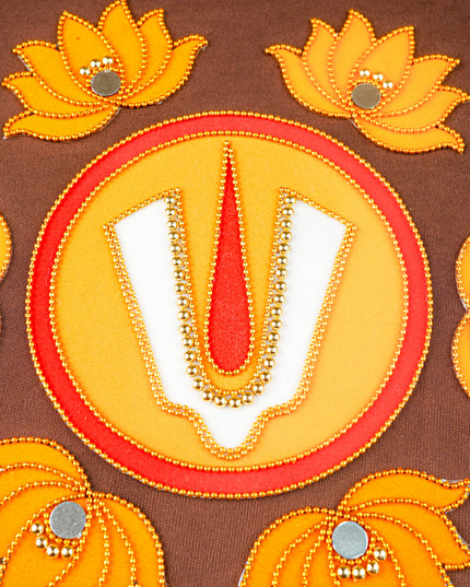 Rangoli - Namam with Set of 6 Lotus - WL5868