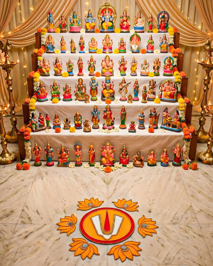 Rangoli - Namam with Set of 6 Lotus - WL5868
