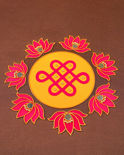 Rangoli - Kolam with Lotus - Set of 8 - WL5876