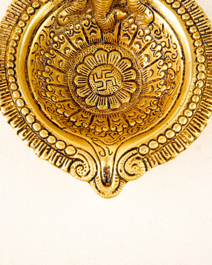 Brass Diya with Ganesha - 6 inch - WL5877