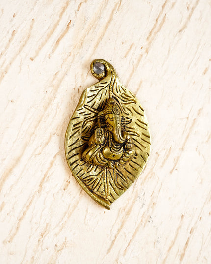 Brass Leaf Ganesha Wall Hanging - 5 inch - WL5958