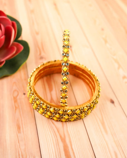 Kundan Bangles - Set of 4 - 2.8 inch - WL5996-2