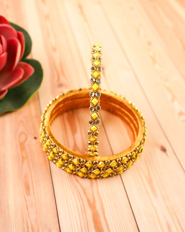 Kundan Bangles - Set of 4 - 2.8 inch - WL5996-2