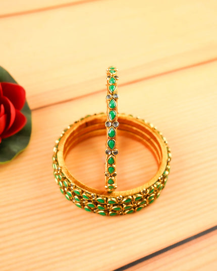 Kundan Bangles - Set of 4 - 2.6 inch - WL5997-1