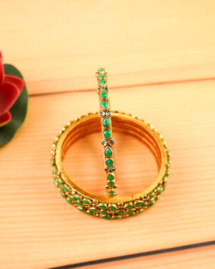 Kundan Bangles - Set of 4 - 2.8 inch - WL5997-2