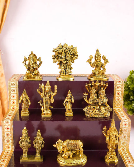 Swarna Golu - Gold Oxidized 3 Step Golu Padi & Brass Idols - WL6023-1