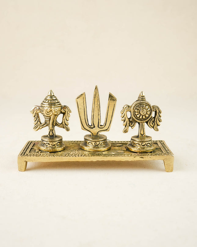Brass Namam with Shankh Chakra Idol - 3 inch - WL6028