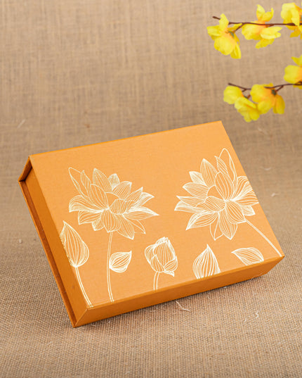 Gift Hamper - Key Hanger with Murti and Haldi-Kumkum Tin - WMH0008