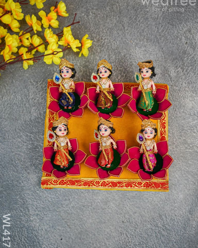 Bala Muruga With Lotus - Set Of 6 Wl4177 Dolls