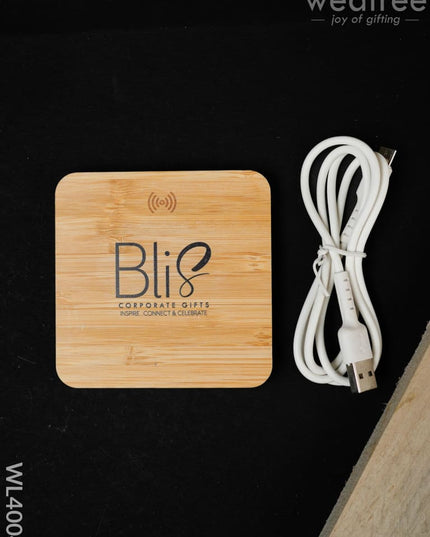Bamboo Wireless Charger With Usb Hub - 15W Wl4004 Personalised Gifts