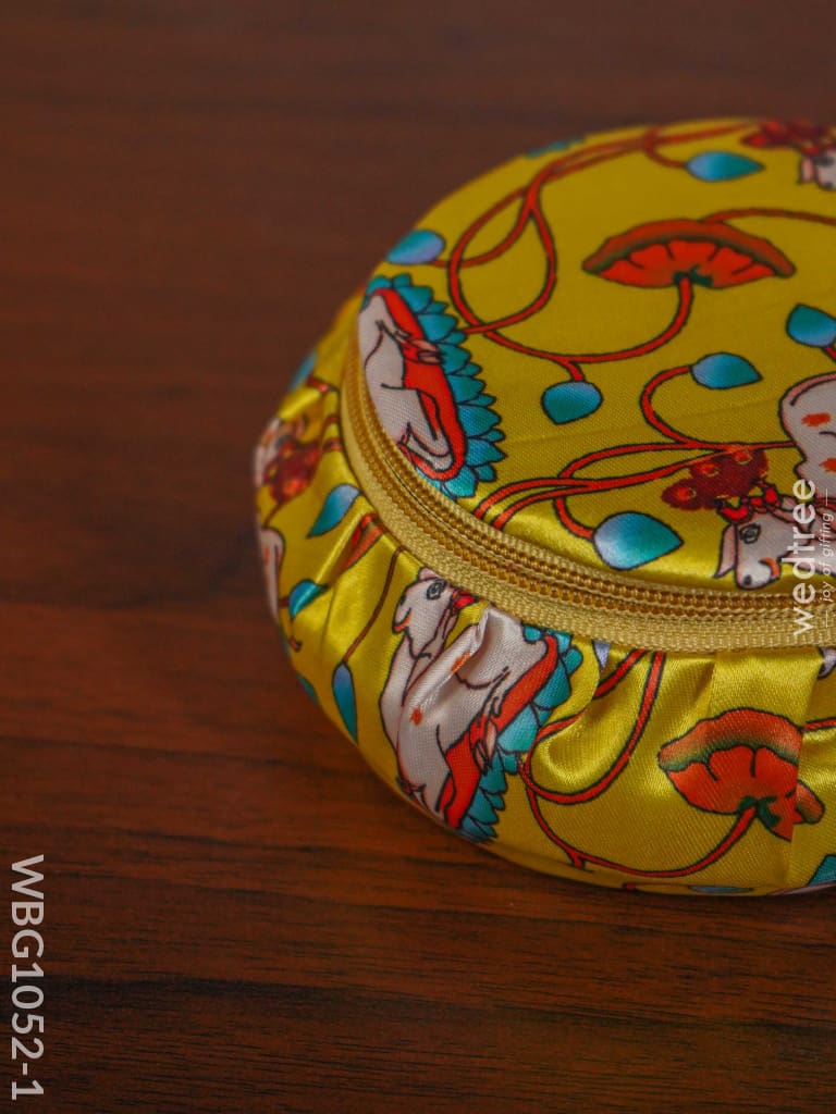 Bangle Box With Pichwai Design - Wbg1052 Jewellery Holders