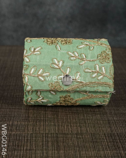 Bangle Holder With Embroidery - Wbg0146 Jewellery Holders