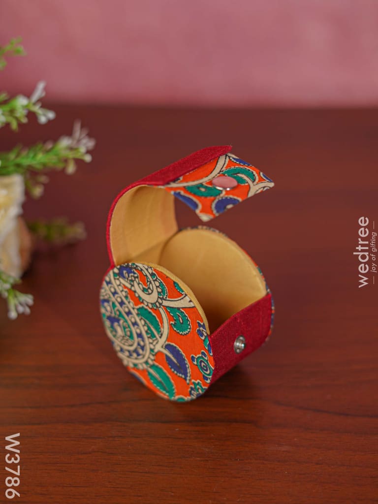 Bangle Holder With Kalamkari Design - W3786 Jewellery Holders