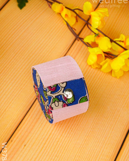 Bangle Holder with Kalamkari Design - W3786 - Jewellery Holders RG