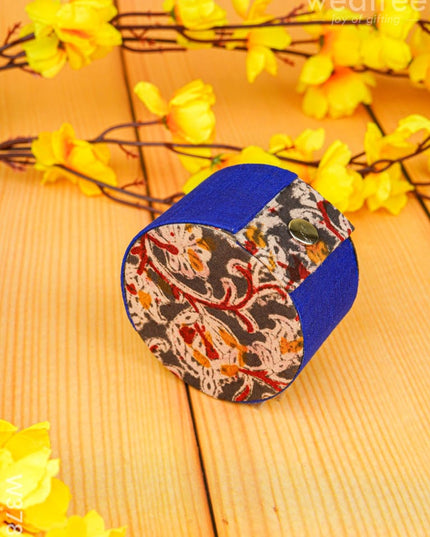 Bangle Holder with Kalamkari Design - W3786 - Jewellery Holders RG