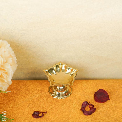 Brass 5 Face Diya - Wbg1533 Rg