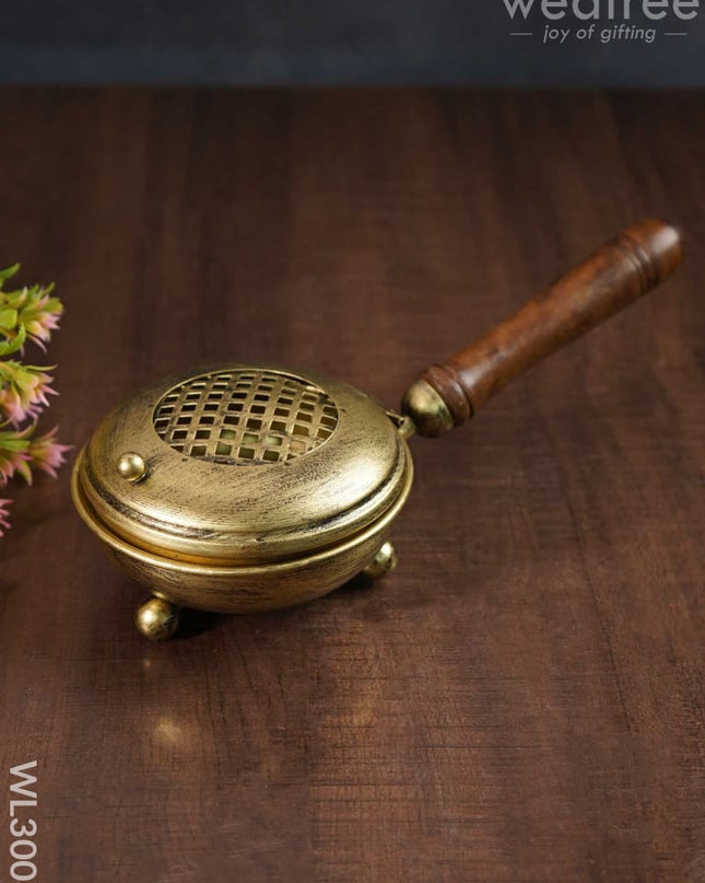 Brass Coated Dhoop Dhani With Wooden Handle - Wl3006 Utility