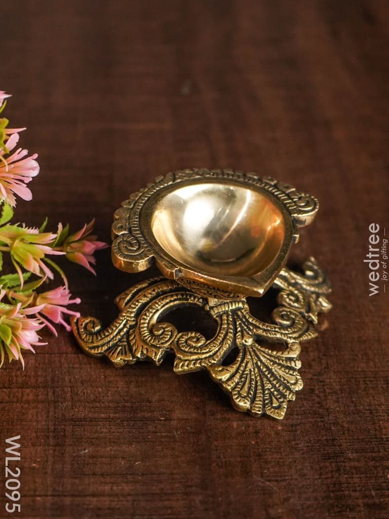 Brass Decorative Diya - Wl2095