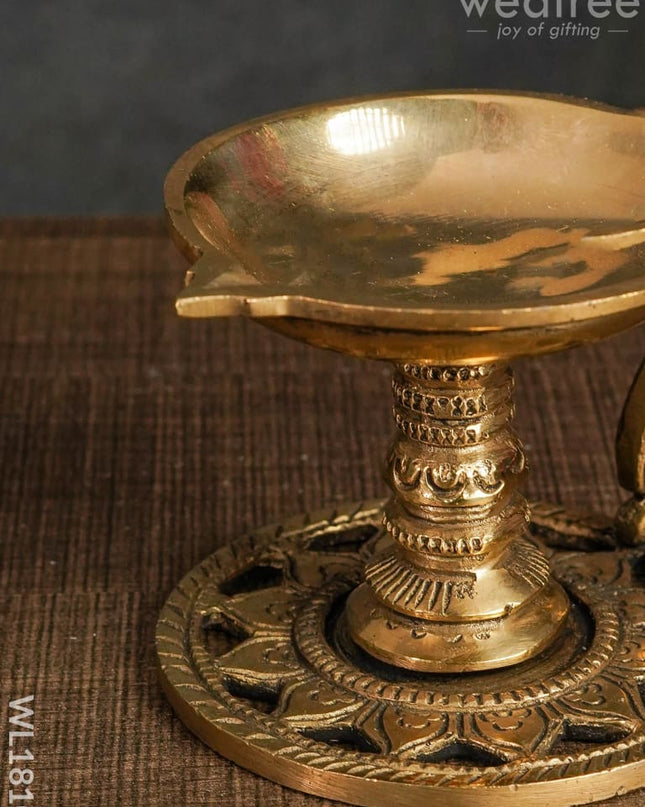Brass Diya With Handle - WL1810 - Brass Diya