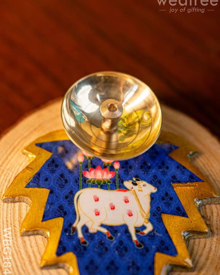 Brass Diya with Leaf - WBG1842 - Brass Diya RG