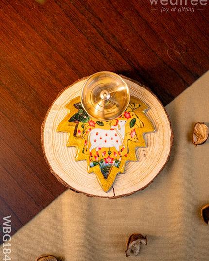Brass Diya with Leaf - WBG1842 - Brass Diya RG