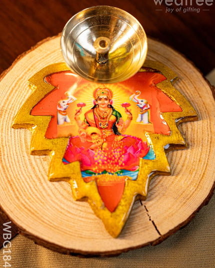Brass Diya with Leaf - WBG1842 - Brass Diya RG