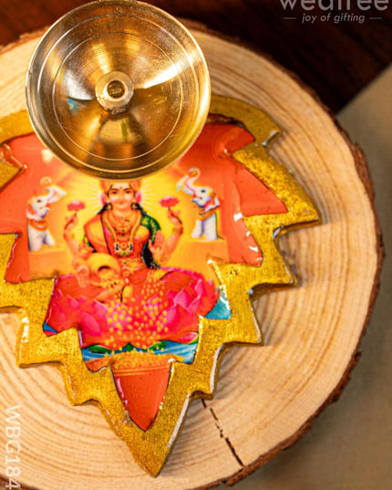 Brass Diya with Leaf - WBG1842 - Brass Diya RG