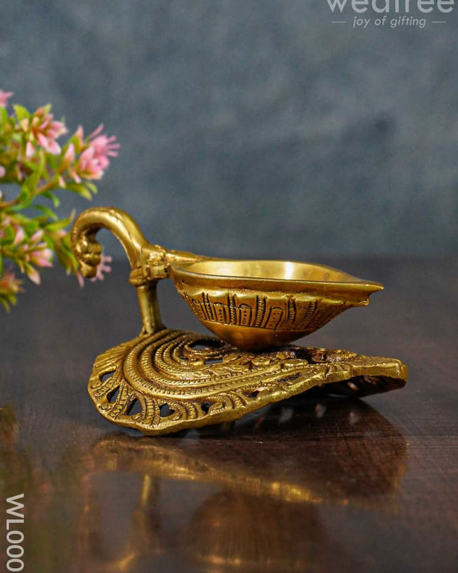 Brass Diya With Leaf - Wl0009