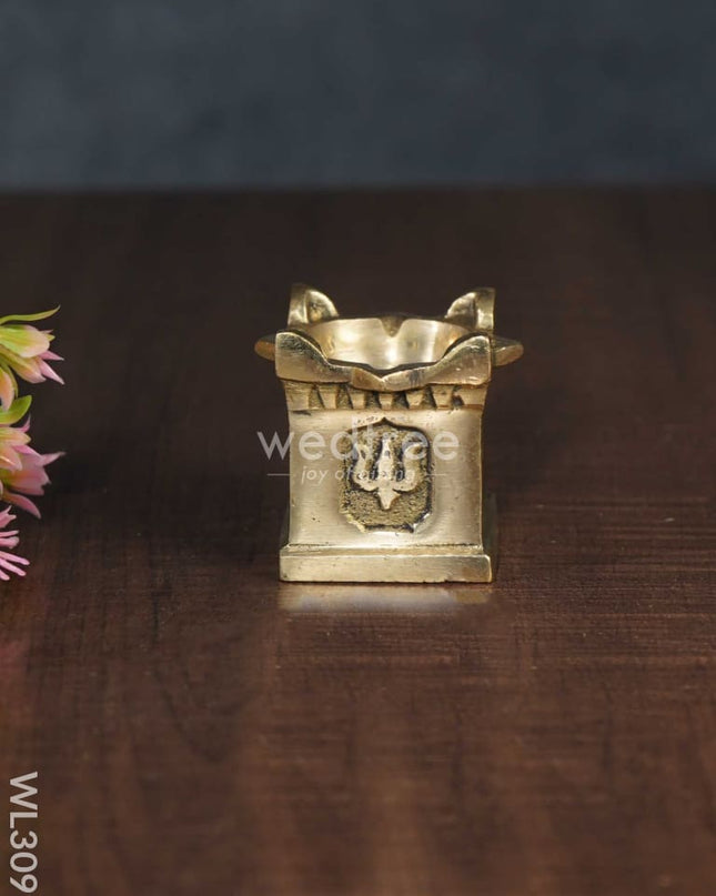 Brass Diya With Tulasi Maadam - Wl3099