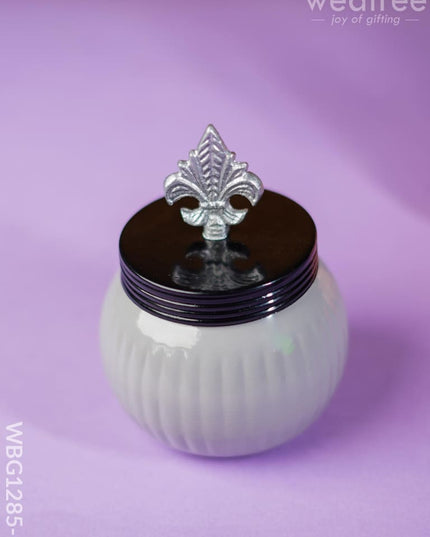 Brass Dry Fruit Jar With Solid Colours - Wbg1285 Box