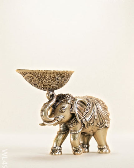 Brass Elephant with Diya - Set of 2 - WL4914 - Brass Diya