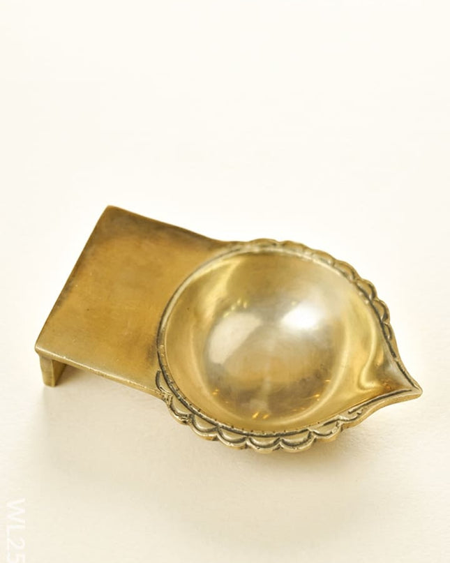 Brass Floral Diya - WL2566 - Brass Diya