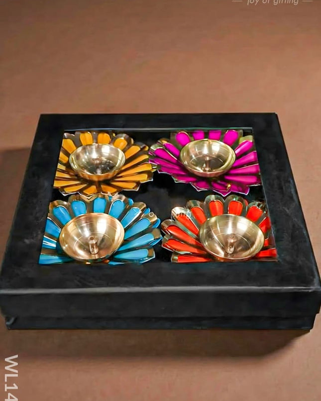 Brass Flower Shaped Diya - WL1475 - Brass Diya