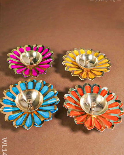 Brass Flower Shaped Diya - WL1475 - Brass Diya