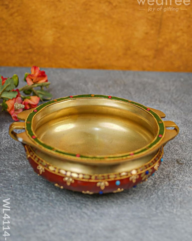 Brass Hand Painted Urli With Stonework - Wl4114