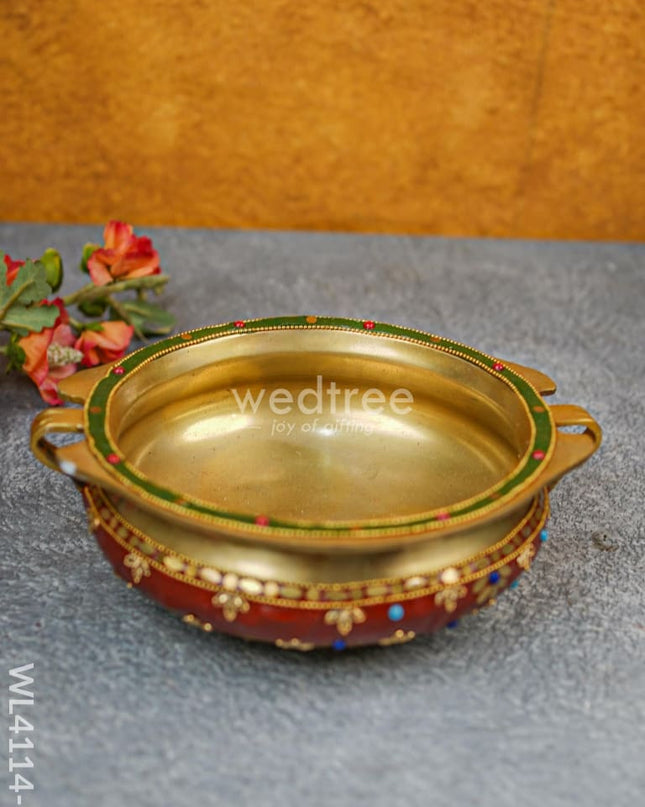 Brass Hand Painted Urli With Stonework - Wl4114