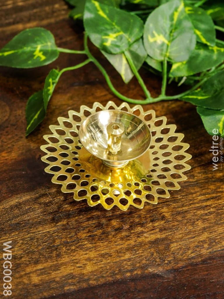 Brass Jhaali Sunflower Shaped Diya - Wbg0038 Diyas