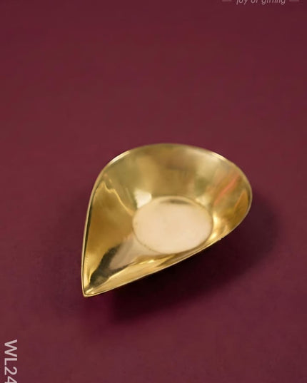 Brass Kuber Diya (Set of 4) WL2443 - Brass Diya RG
